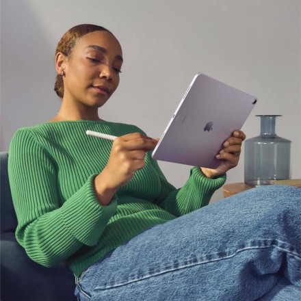 Планшет Apple iPad Air 13" 256Gb (2024) Wi-Fi + Cellular синий